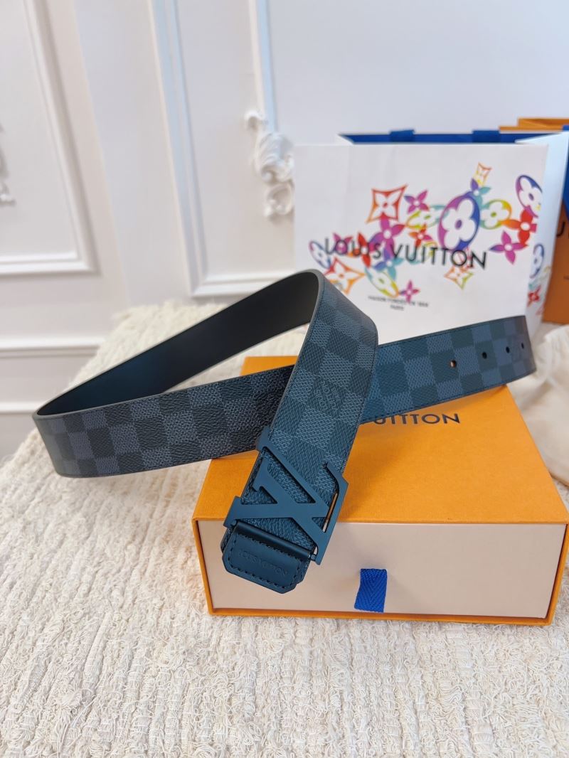 l0vis Vvtt0n belts